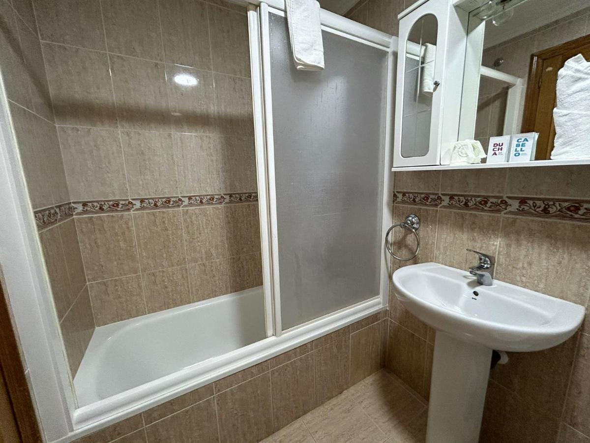 H. Lavid Hotel Briviesca Buitenkant foto